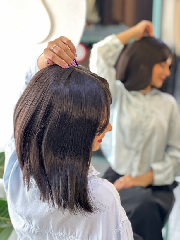 عکس محصول کلاه گیس جلوچتری مصری مشکی کد 4