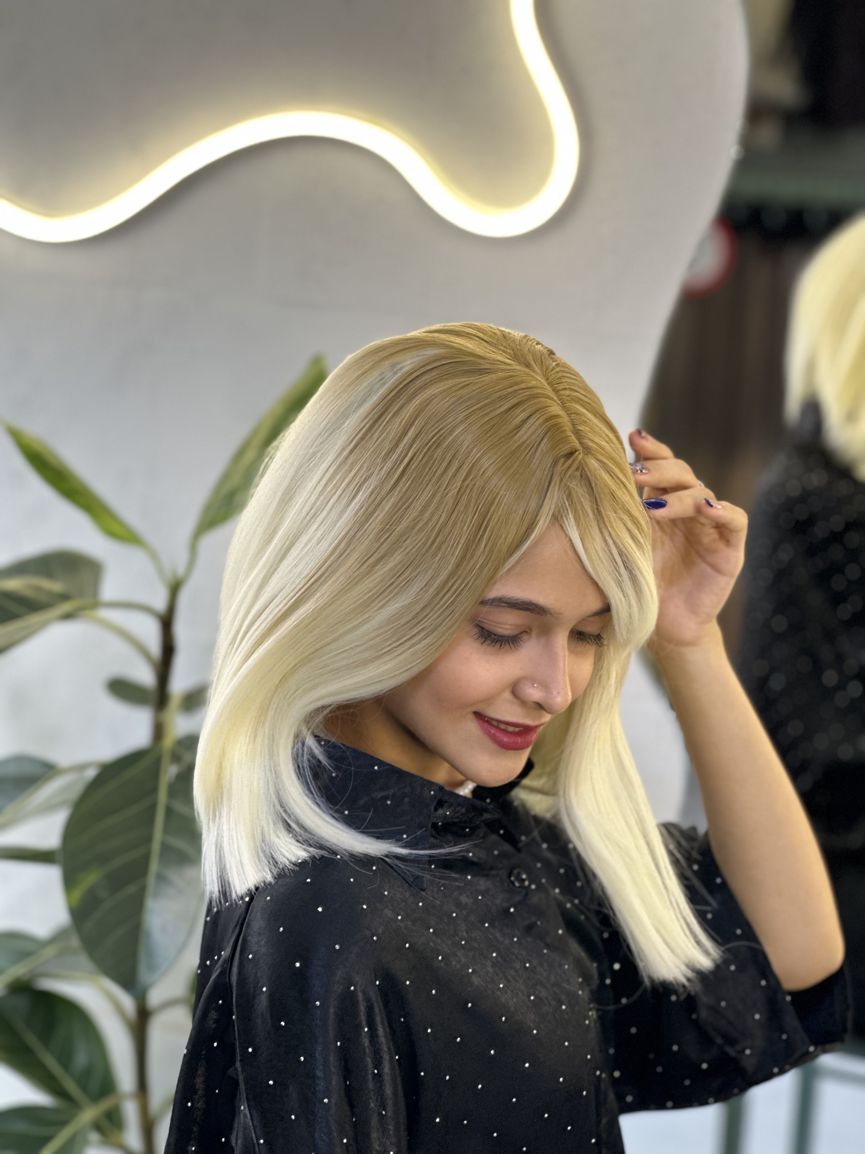 عکس محصول کلاه گیس جلو چتری مصری امبره بلوند کد 26T613