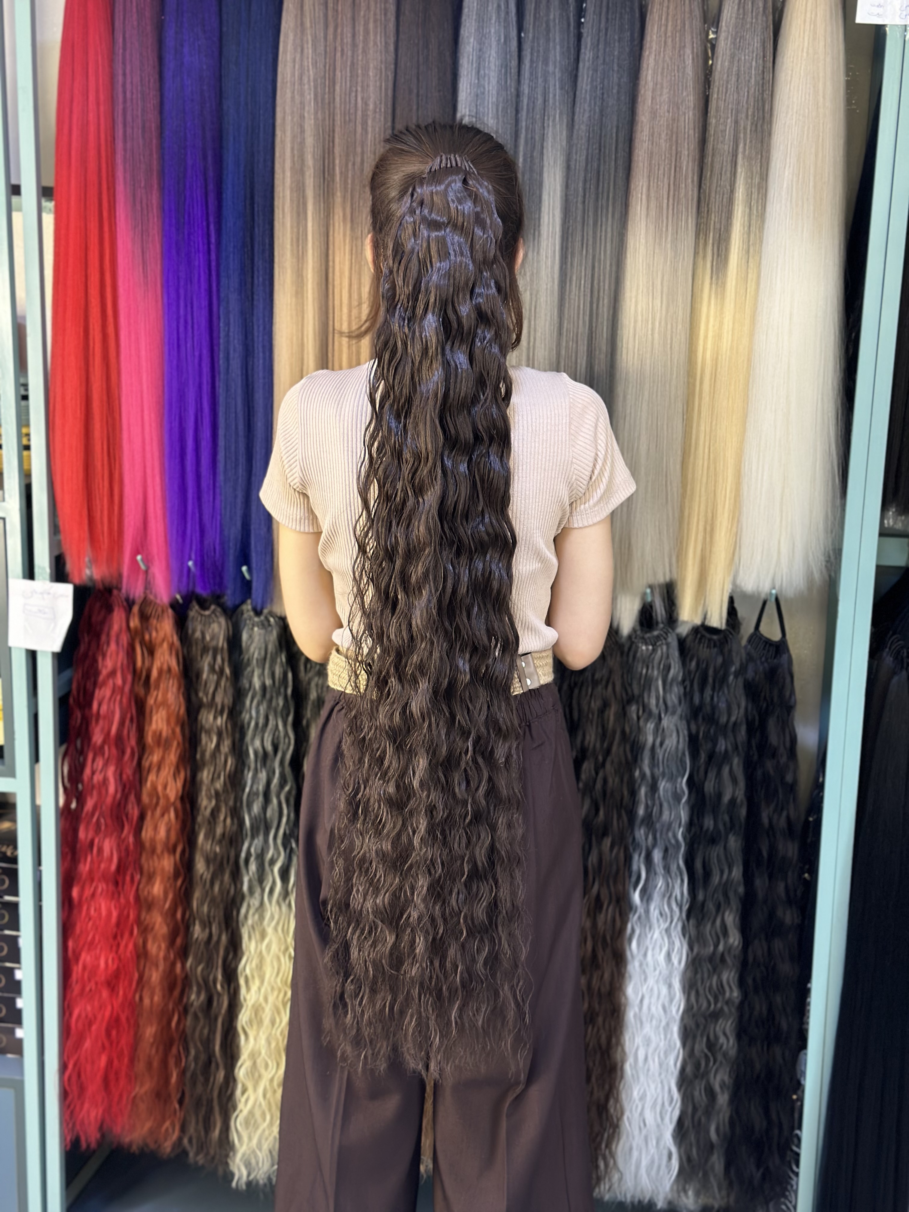دم اسبی تک رنگ قهوه ای سوخته قد ۱۲۰ سانت فر