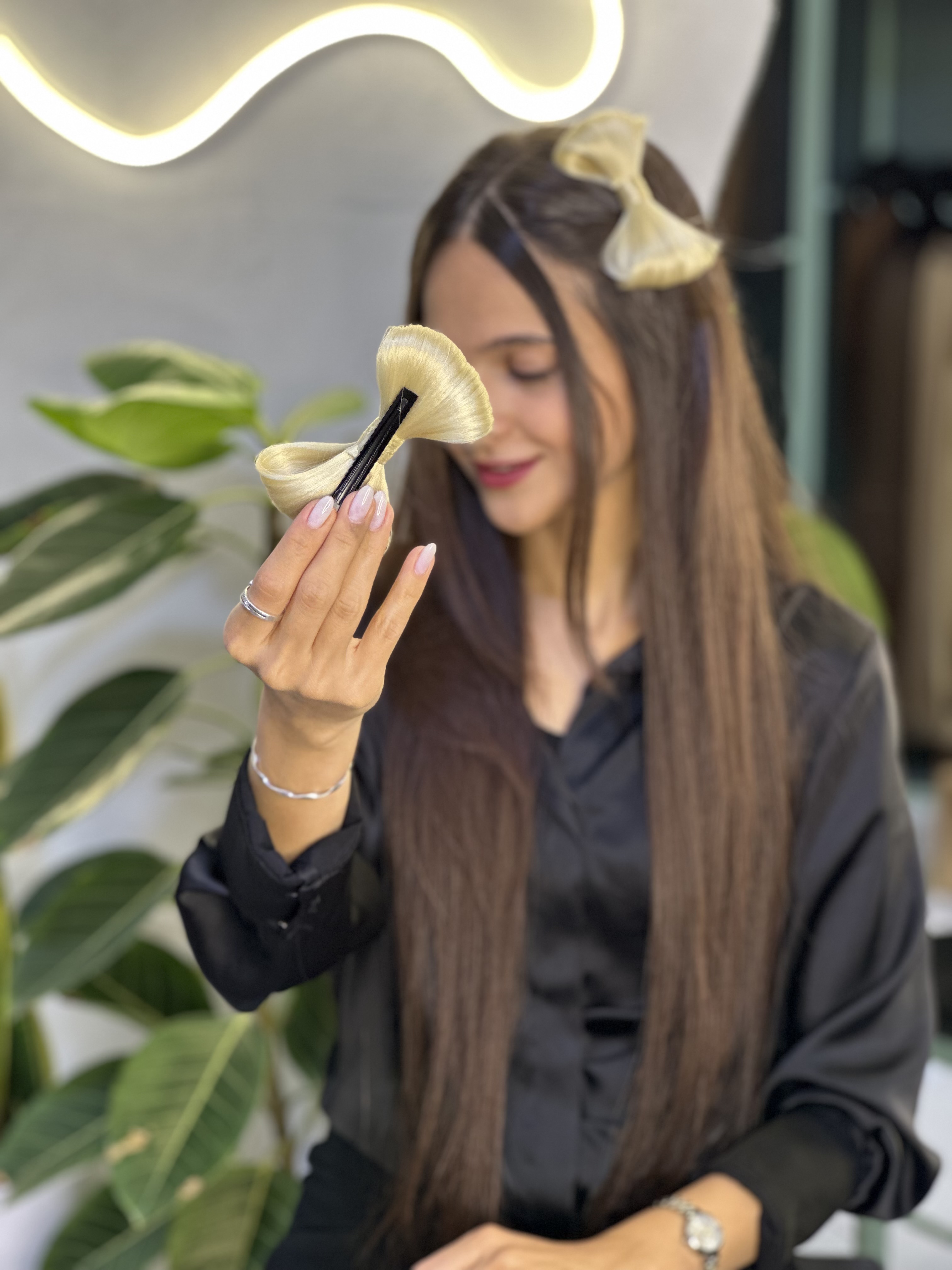 پاپیونی مو بلوند