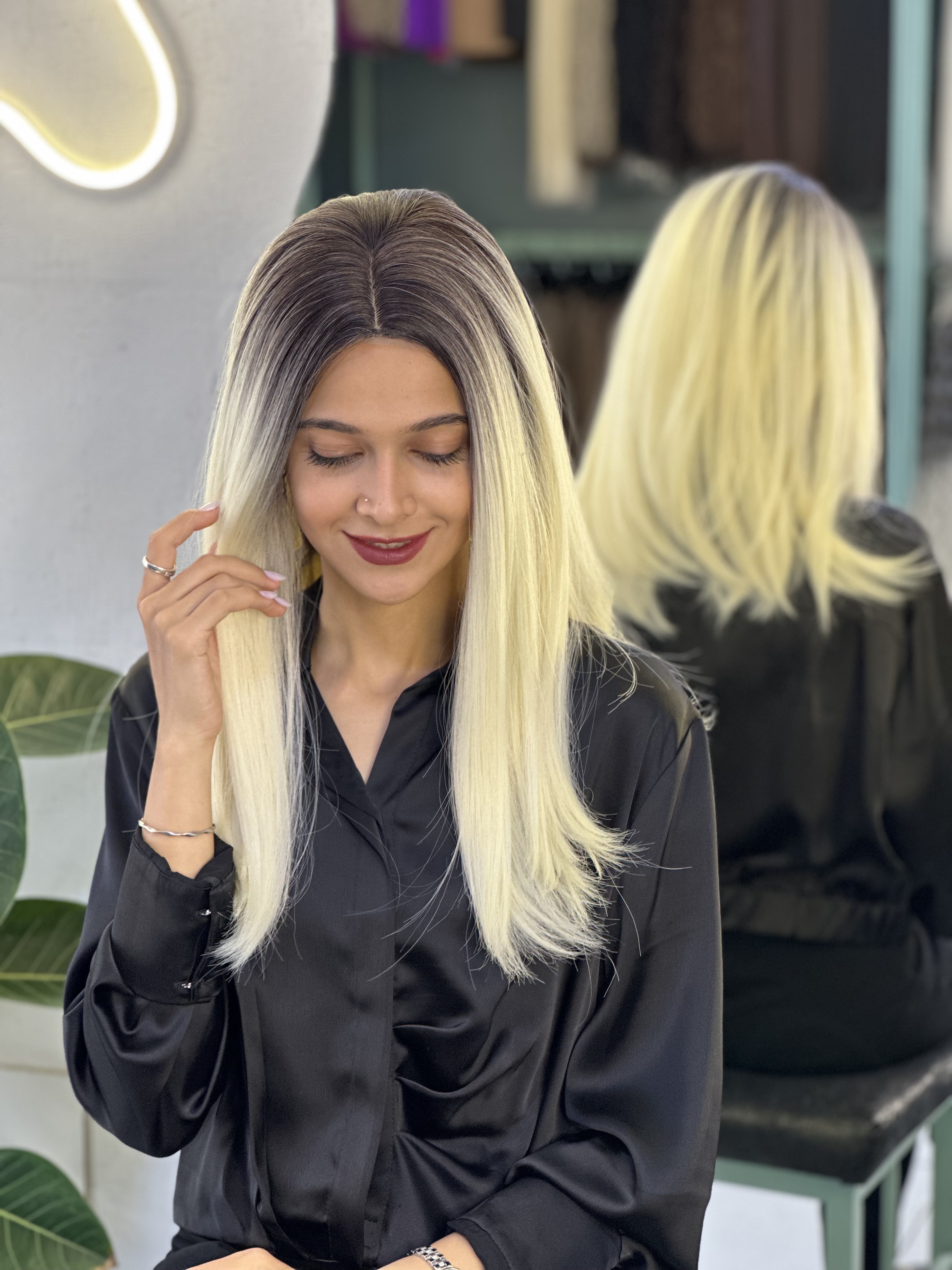 کلاه گیس صاف  فرق متحرک وارداتی امبره مشکی بلوند کد R4/613