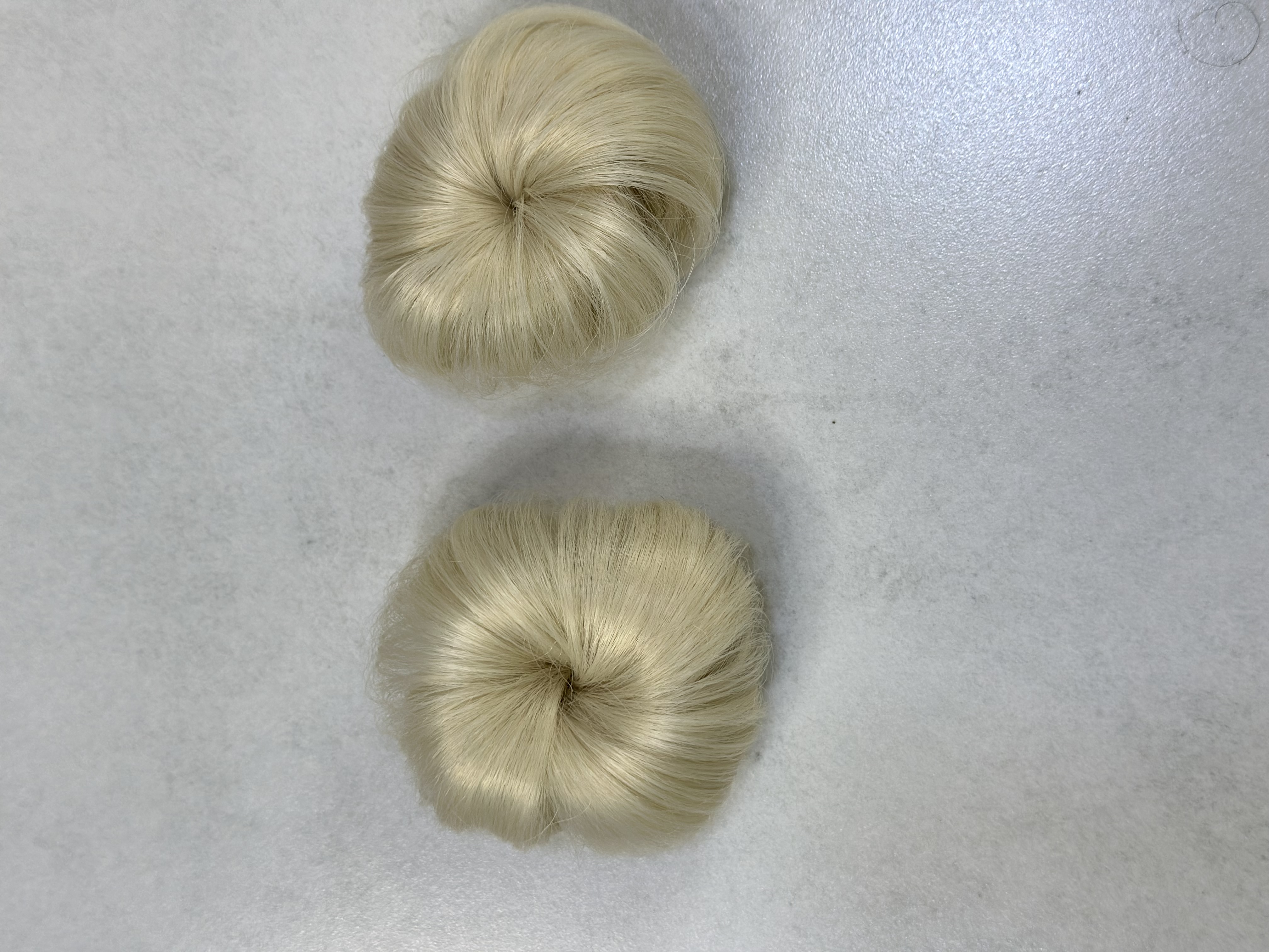 گیره گوجه ای مو (استخونی)