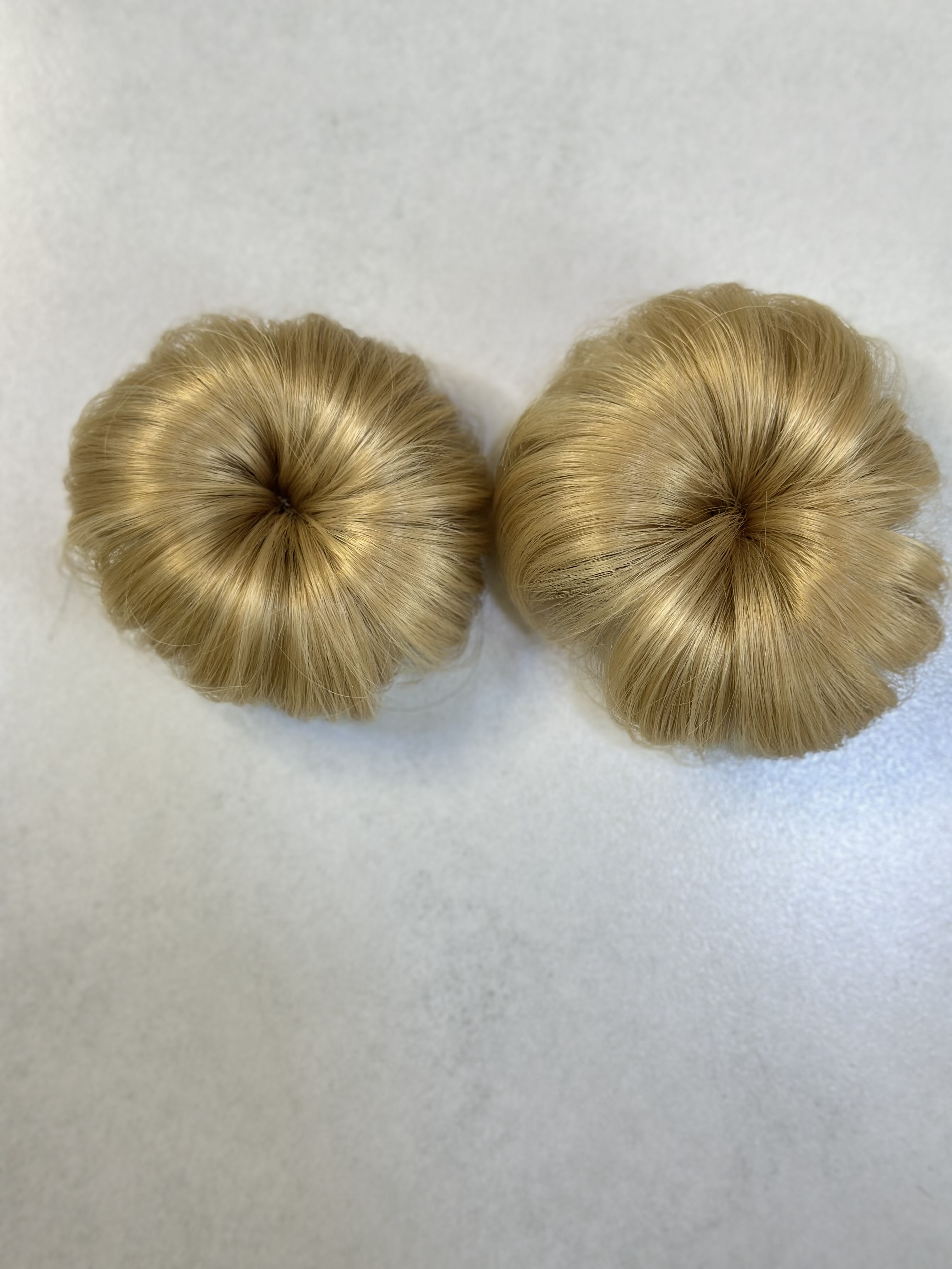 گیره گوجه ای مو (زیتونی)